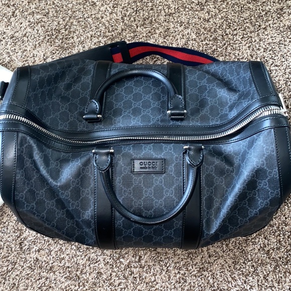 Gucci soft GG supreme carry-on duffle - Picture 2 of 12